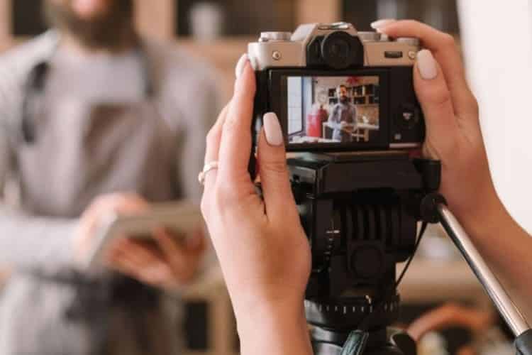 Descubre todo lo que debes saber sobre la Fotografía Profesional conoce todo de fotografia profesional 750x500 1 Fotografía profesional de producto en colombia